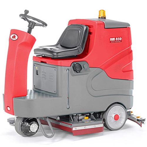 Поломоечная машина с местом для оператора Dustin Tank RM 850 (АКБ литиевая 200 Ач)