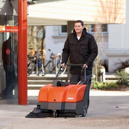 Подметальная машина Sweepmaster B800 – фото