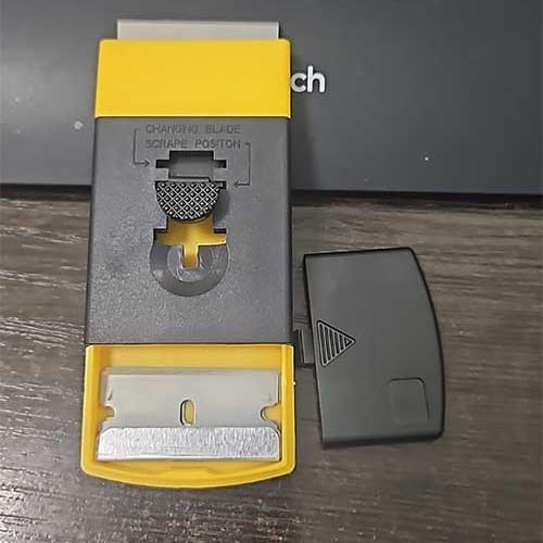 Скребок для стекол Ettore пластиковый 4 см 4287 – фото