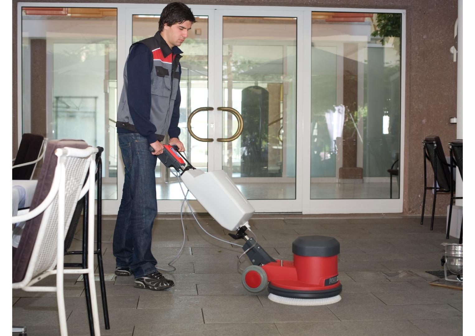 Глубокая размывка твердых покрытий